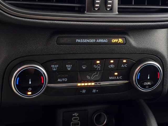 Used 2025 Ford Escape Active FWD image 21