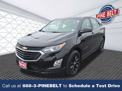 Certified 2021 Chevrolet Equinox LS image 1