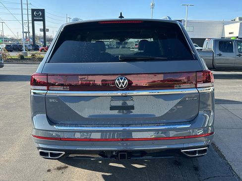 New 2026 Volkswagen Atlas SEL Premium R-Line AWD/4WD image 3