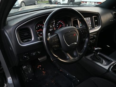 Used 2019 Dodge Charger R/T w/ Blacktop Package image 25