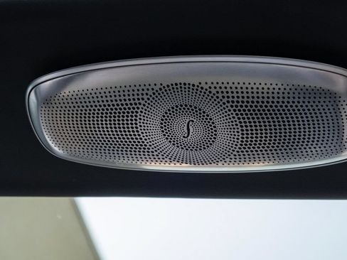 Used 2018 Mercedes-Benz Maybach S 560 4MATIC image 33