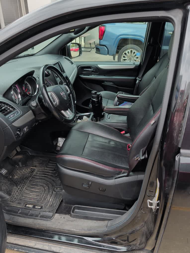 Used 2020 Dodge Grand Caravan GT FWD image 5