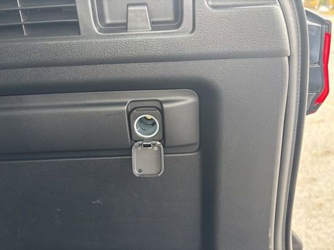 Used 2025 MAZDA CX-90 3.3 Turbo w/ Preferred Package image 20