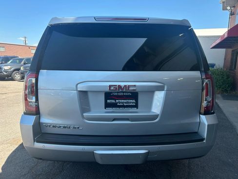 Used 2016 GMC Yukon XL SLT w/ Open Road Package image 4