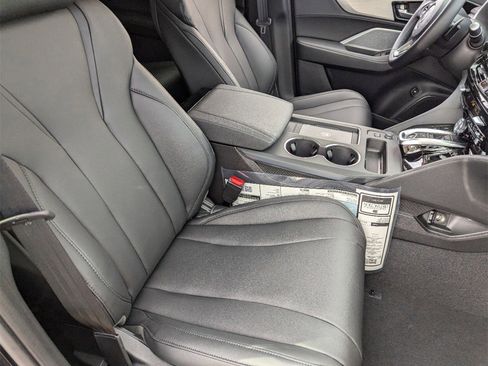 New 2026 Acura MDX SH-AWD image 32