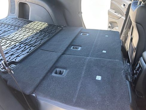 Used 2021 Jeep Grand Cherokee Limited image 27