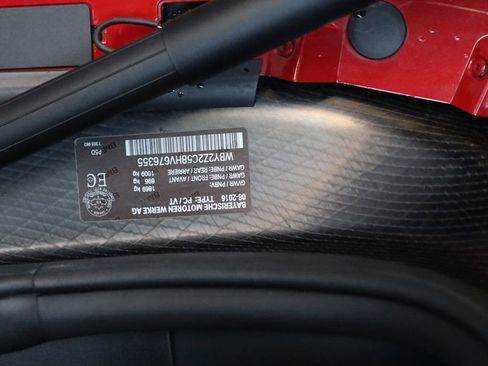 Used 2017 BMW i8 image 18