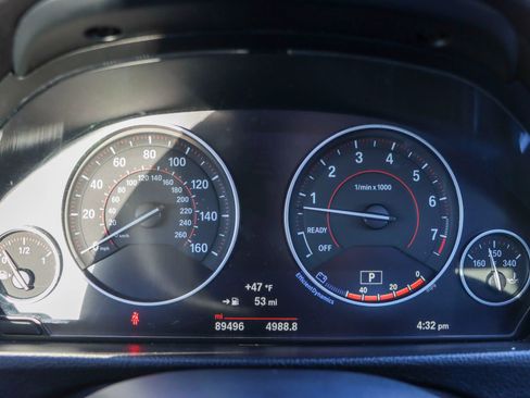 Used 2017 BMW 330i Sedan image 31