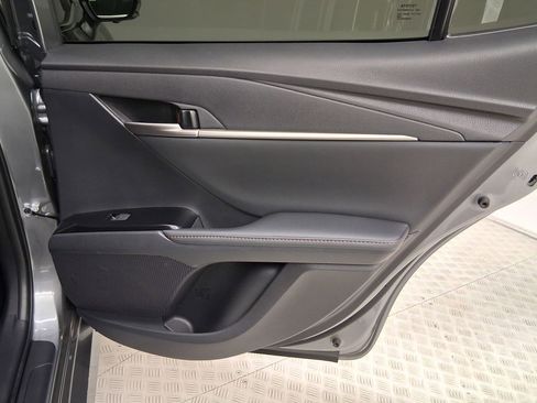 Used 2025 Toyota Camry XLE w/ Premium Plus Package image 31