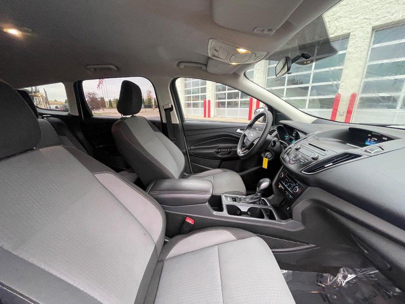 Used 2018 Ford Escape SE AWD/4WD image 5