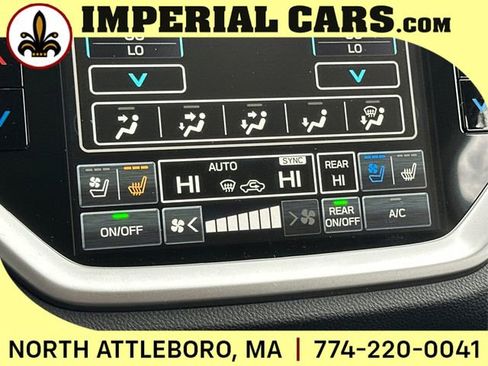 New 2025 Subaru Ascent Touring image 28