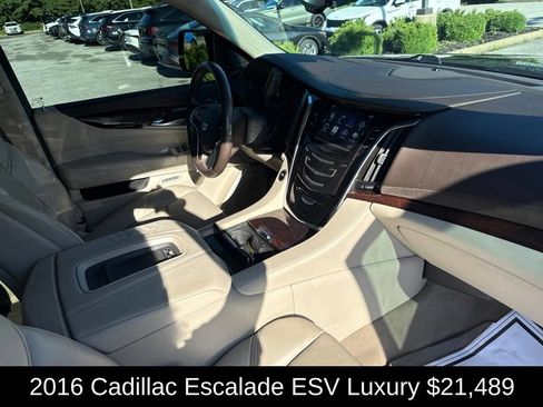 Used 2016 Cadillac Escalade ESV Luxury RWD image 20