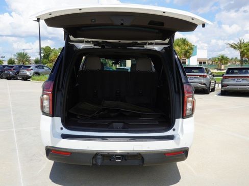 Used 2022 Chevrolet Suburban Z71 w/ Off-Road Capability Package AWD/4WD image 43