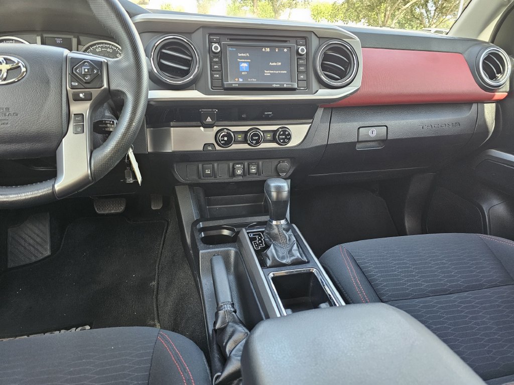 Used 2018 Toyota Tacoma SR5 RWD image 12