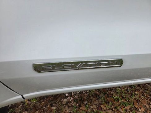 Used 2023 GMC Canyon Elevation w/ Convenience Package RWD image 3
