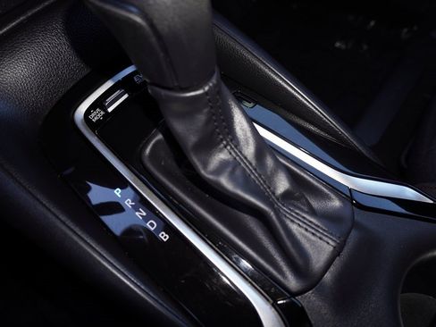 Used 2024 Toyota Corolla SE image 18