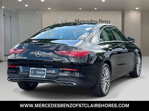 Used 2025 Mercedes-Benz CLA 250 4MATIC image 5