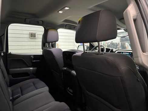 Used 2018 Chevrolet Silverado 1500 LT w/ All Star Edition image 33