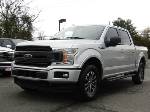 Used 2018 Ford F150 XLT w/ Equipment Group 302A Luxury image 3