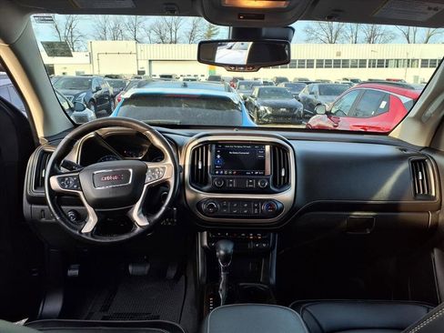 Certified 2022 GMC Canyon Denali image 22