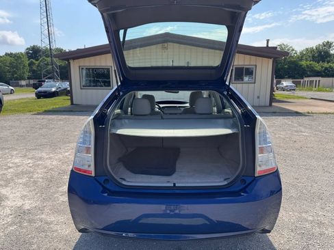 Used 2011 Toyota Prius Four w/ Solar Roof Pkg FWD image 19