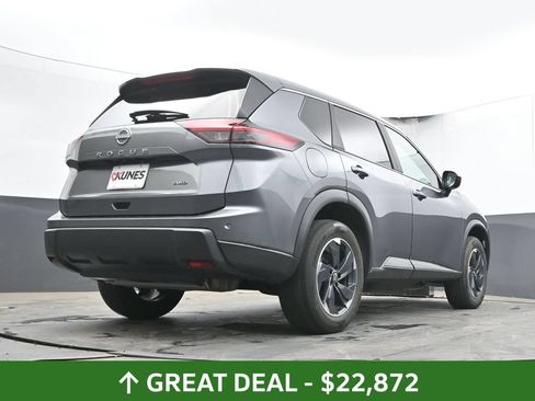 Used 2025 Nissan Rogue SV AWD/4WD image 47