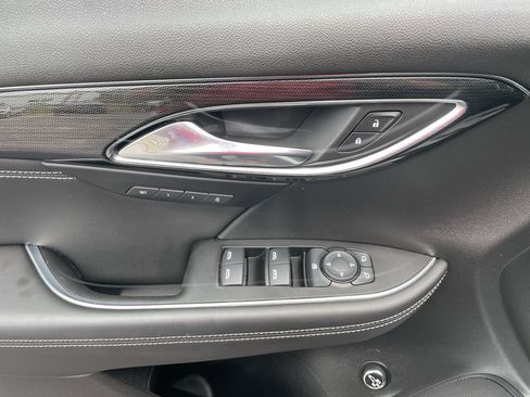 Certified 2023 Buick Envision Essence FWD image 17