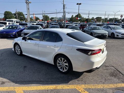 Used 2023 Toyota Camry LE FWD image 6