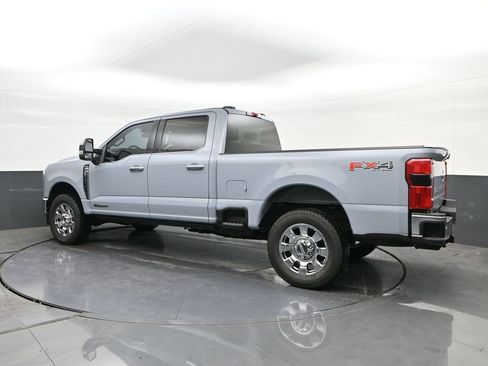 Used 2025 Ford F250 Lariat w/ Chrome Package AWD/4WD image 5