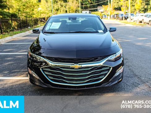 Used 2025 Chevrolet Malibu LT FWD image 6