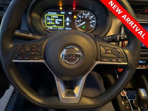 Used 2018 Nissan Kicks SV image 10