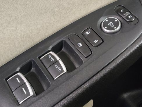 Used 2018 Honda Accord EX-L image 27