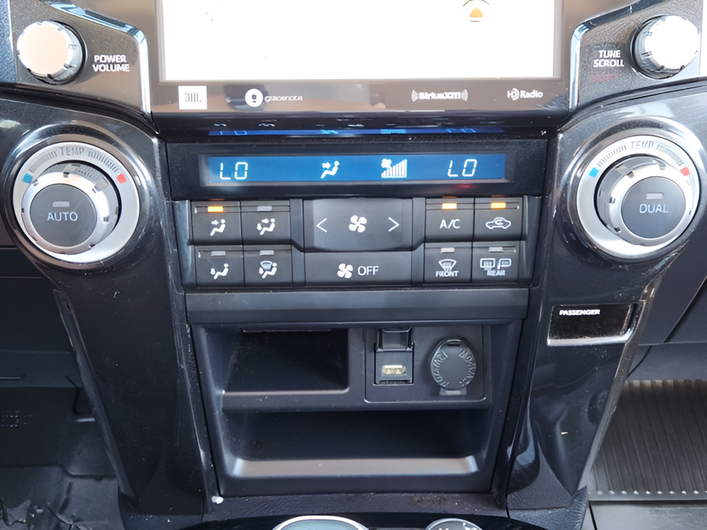 Used 2020 Toyota 4Runner TRD Pro AWD/4WD image 19