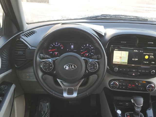 Used 2020 Kia Soul EX FWD image 18