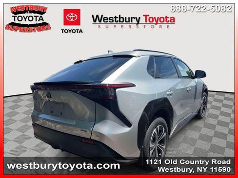 Used 2024 Toyota bZ4X AWD w/ Weather Package image 6