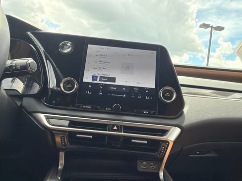 Used 2026 Lexus RX 350 FWD image 16