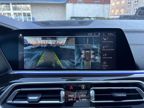 Used 2020 BMW X5 xDrive40i w/ Convenience Package image 17