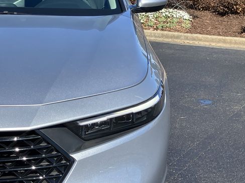 Used 2025 Honda Accord LX image 5