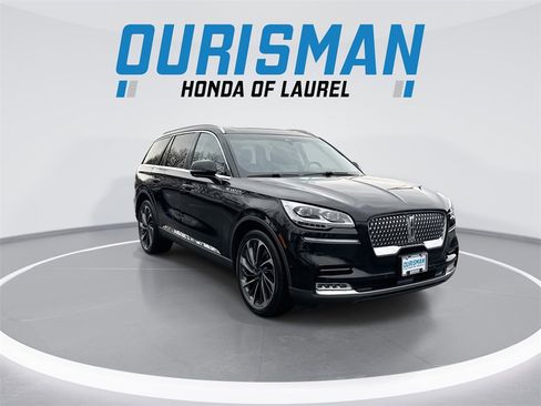 Used 2020 Lincoln Aviator Reserve w/ Equipment Group 202A image 2