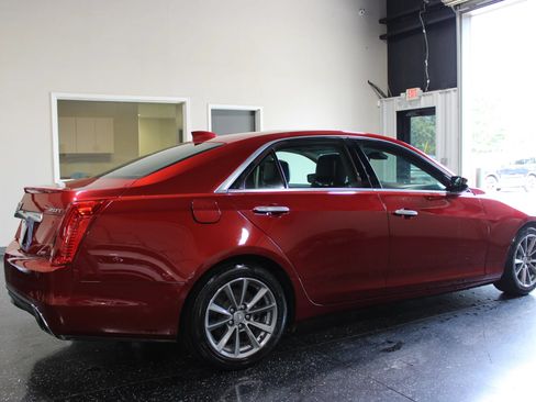 Used 2018 Cadillac CTS Luxury RWD image 3