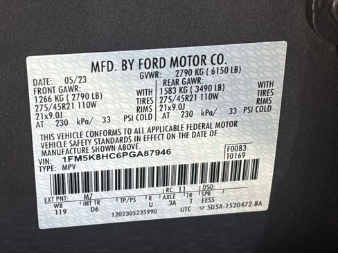 Used 2023 Ford Explorer Platinum w/ Technology Package image 39