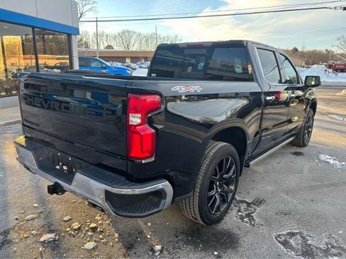 Used 2022 Chevrolet Silverado 1500 LTZ w/ LTZ Convenience Package II AWD/4WD image 10