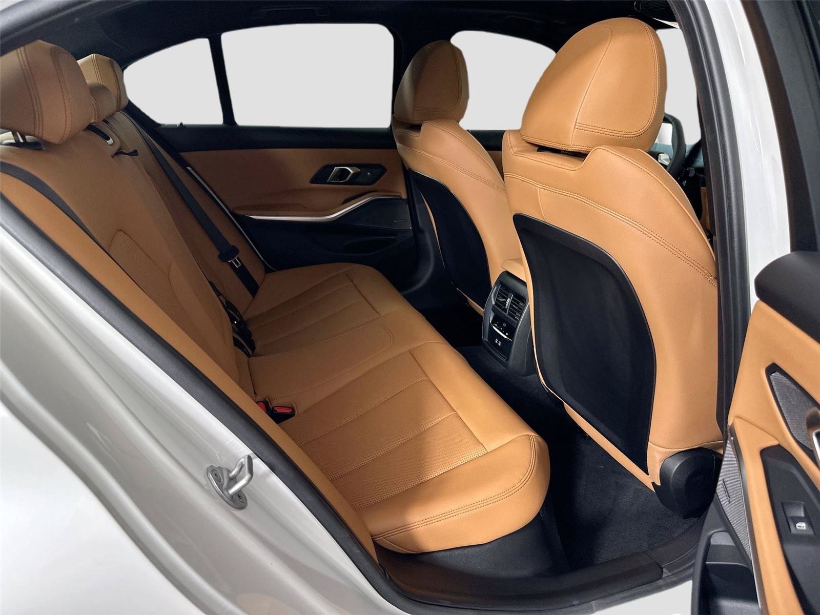 New 2025 BMW 330i Sedan w/ Premium Package RWD image 47
