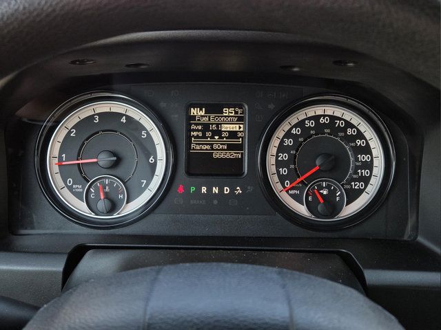 Used 2024 RAM 1500 Warlock AWD/4WD image 13
