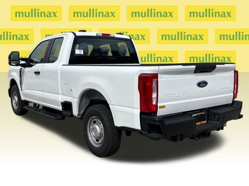 New 2026 Ford F250 XL w/ XL Driver Assist Package RWD image 11