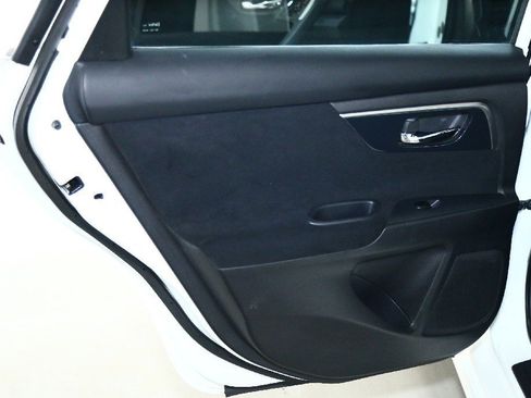 Used 2014 Nissan Altima 2.5 S image 13