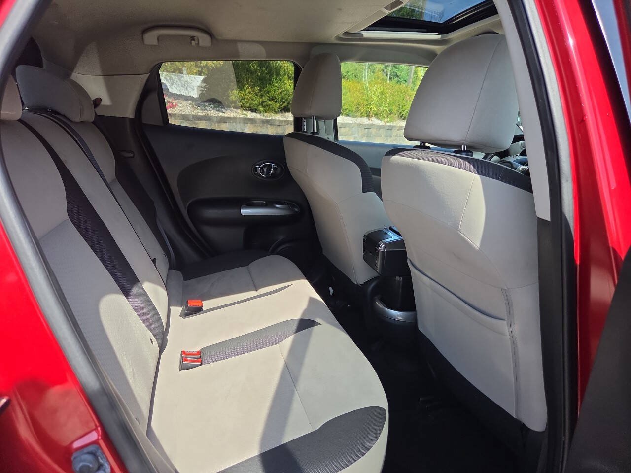 Used 2014 Nissan Juke SV AWD/4WD image 24