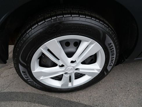 Used 2023 Nissan Kicks S FWD image 38