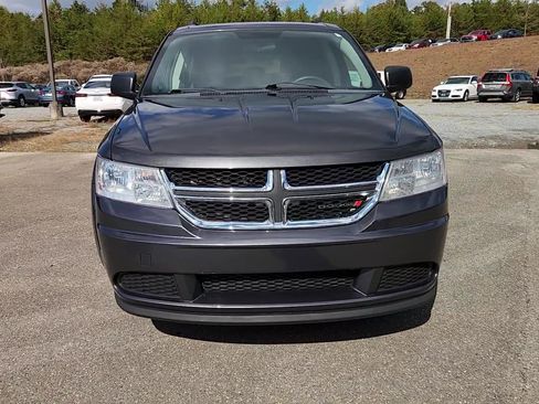 Used 2017 Dodge Journey SE image 17