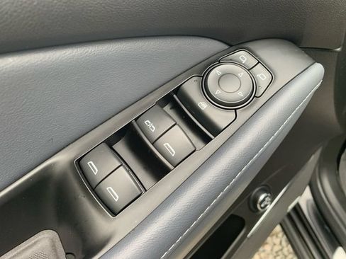Certified 2024 Buick Enclave Essence w/ Experience Buick Package AWD/4WD image 19